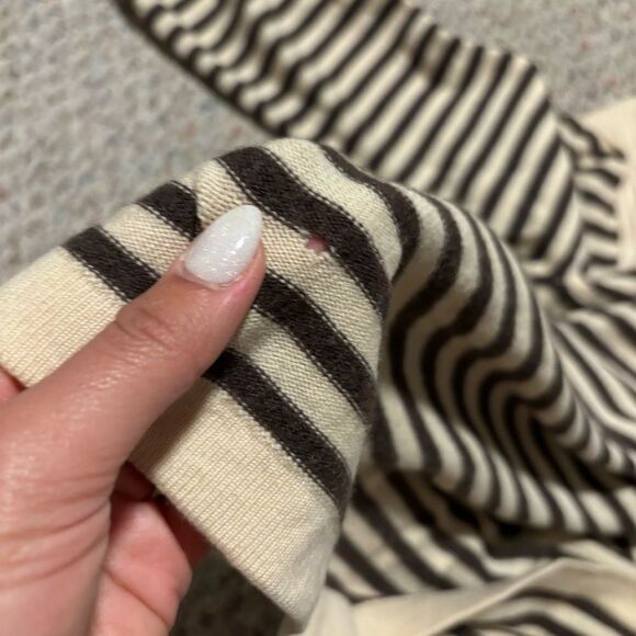 JUICY COUTURE Cashmere Sweater Tunic Striped Turtleneck Cream Brown- Size Medium - Picture 8 of 8